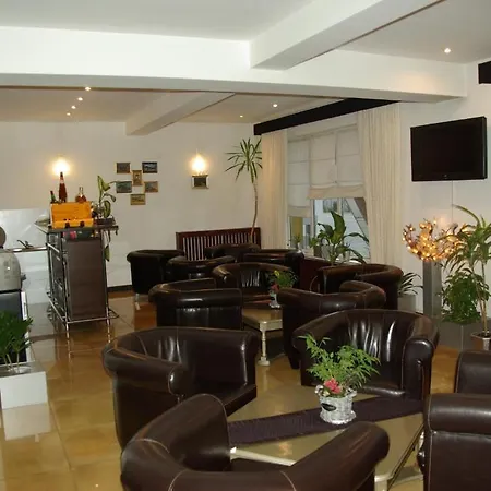 Club G Ξενοδοχείο 4*